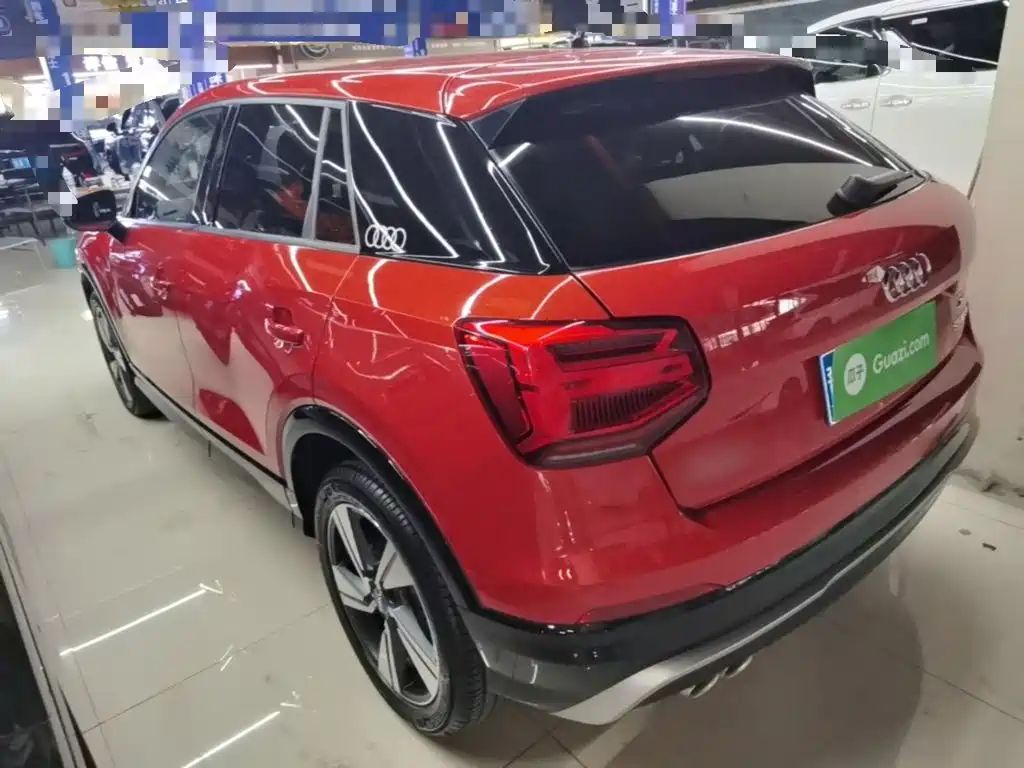 Audi Q2L — миниатюра 5