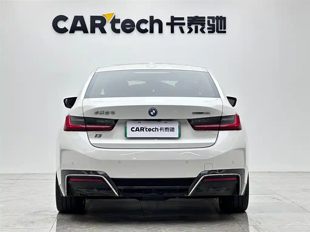 BMW i3 2024 eDrive 35 L