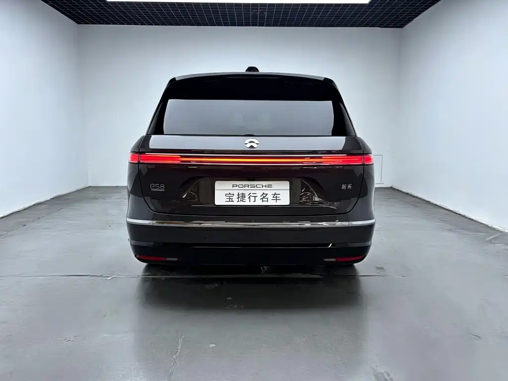 NIO ES8 2026 мест Executive