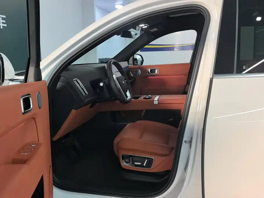 Li Auto Li L7 — миниатюра 9