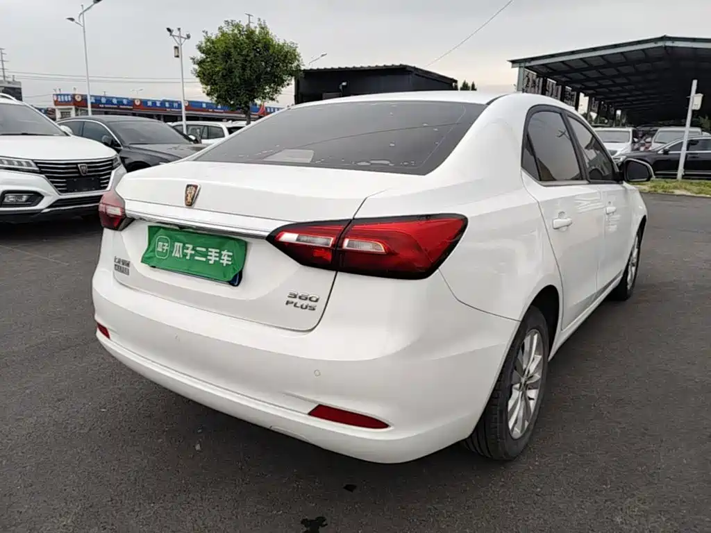 Roewe 360 — миниатюра 7