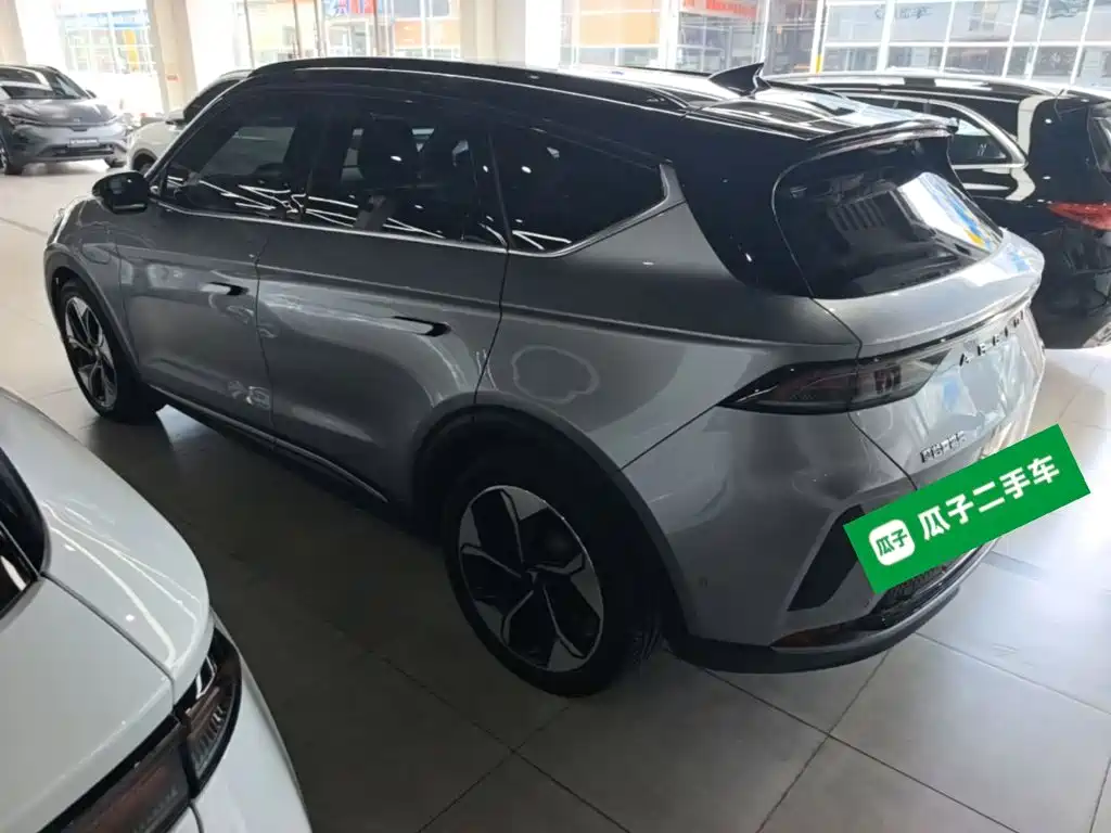 ARCFOX Alpha T — миниатюра 5