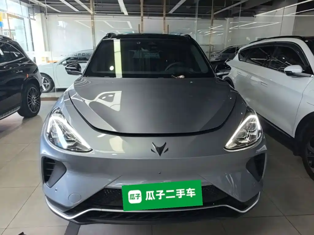 ARCFOX Alpha T — миниатюра 3