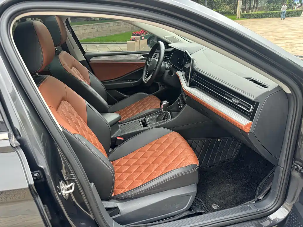 Volkswagen Sagitar 2023 280TSI DSG