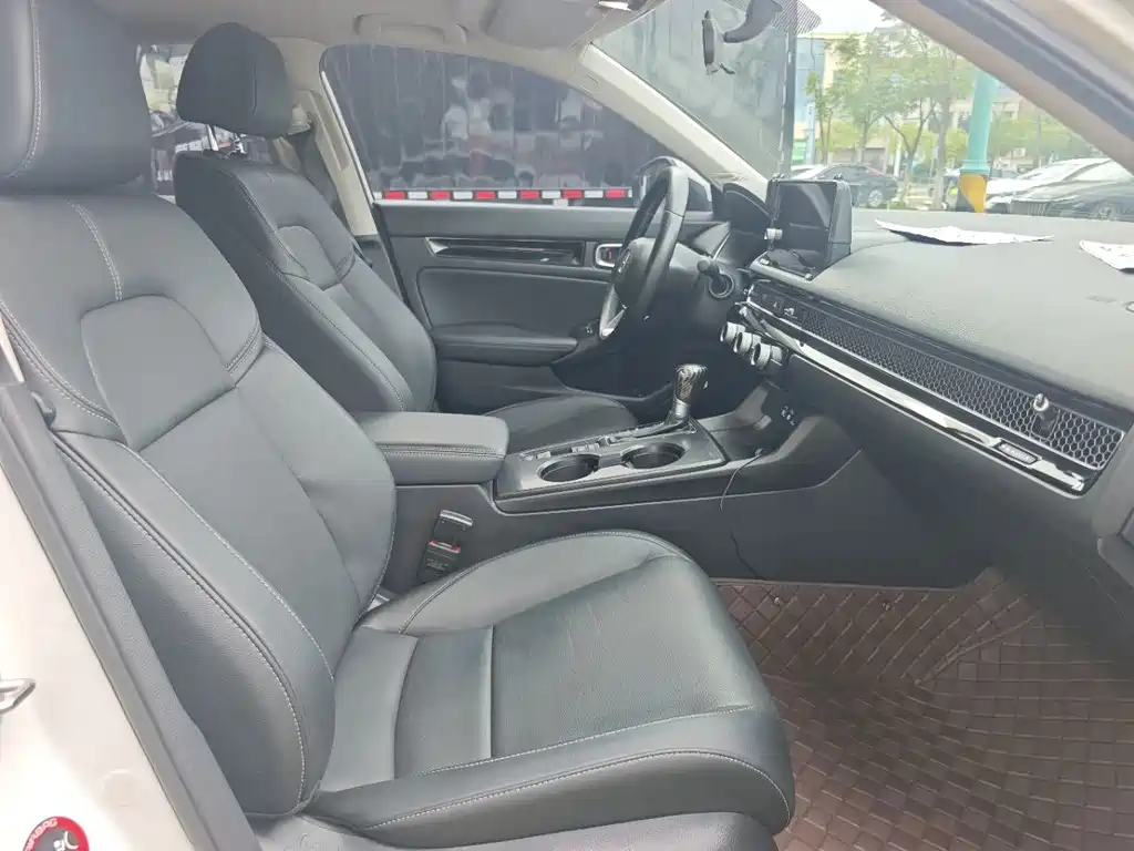 Honda Civic — миниатюра 9
