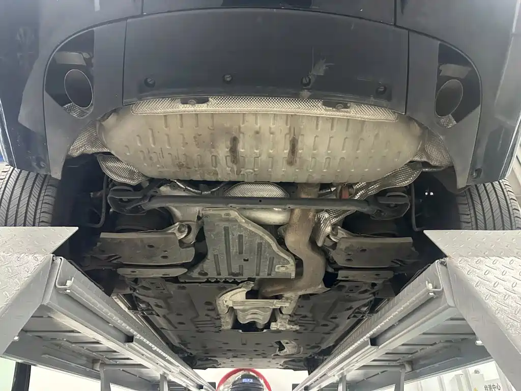 Land Rover Range Rover — миниатюра 31