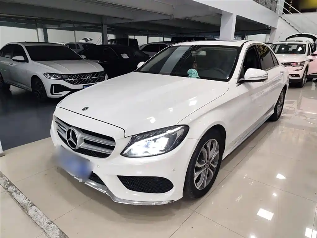 Mercedes-Benz C-Class 2018