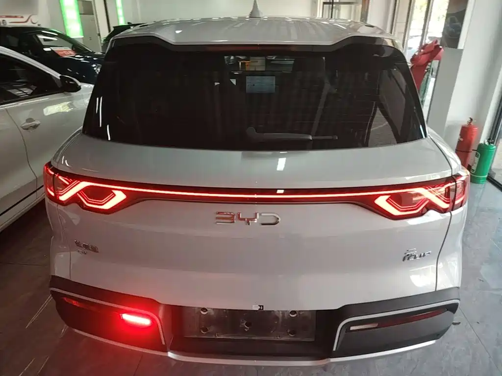 BYD Yuan UP — миниатюра 6