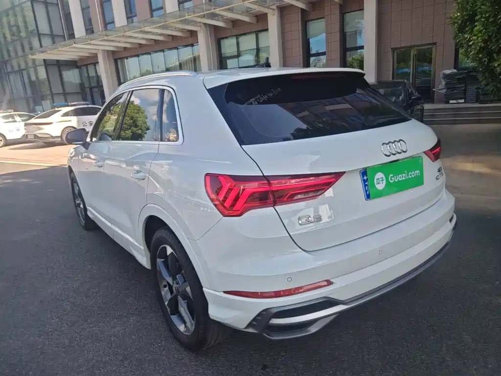 Audi Q3 — миниатюра 5