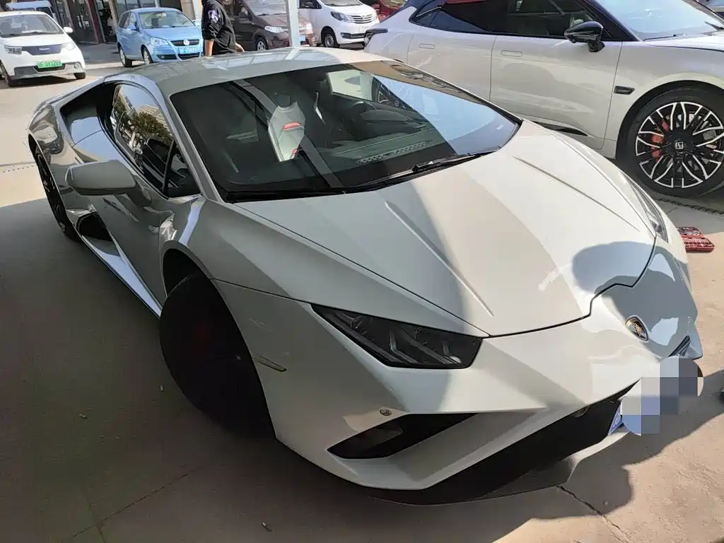 Lamborghini Huracán — миниатюра 2