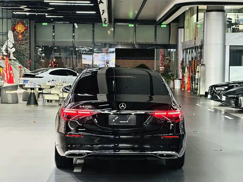 Mercedes-Benz S-Class — миниатюра 8
