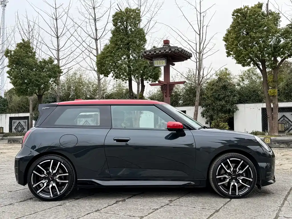 MINI ELECTRIC  COOPER