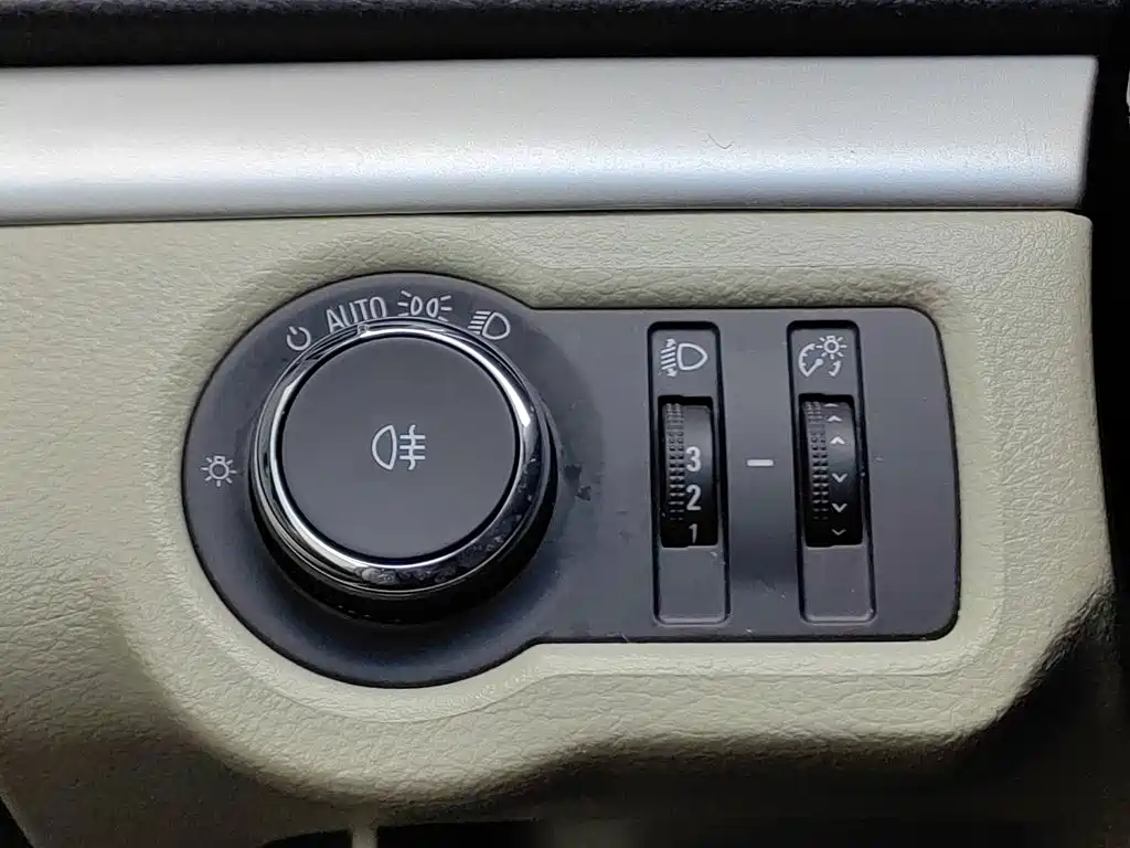 Buick GL8 — миниатюра 21