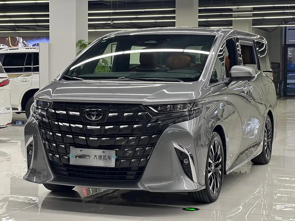 Toyota Alphard 2023