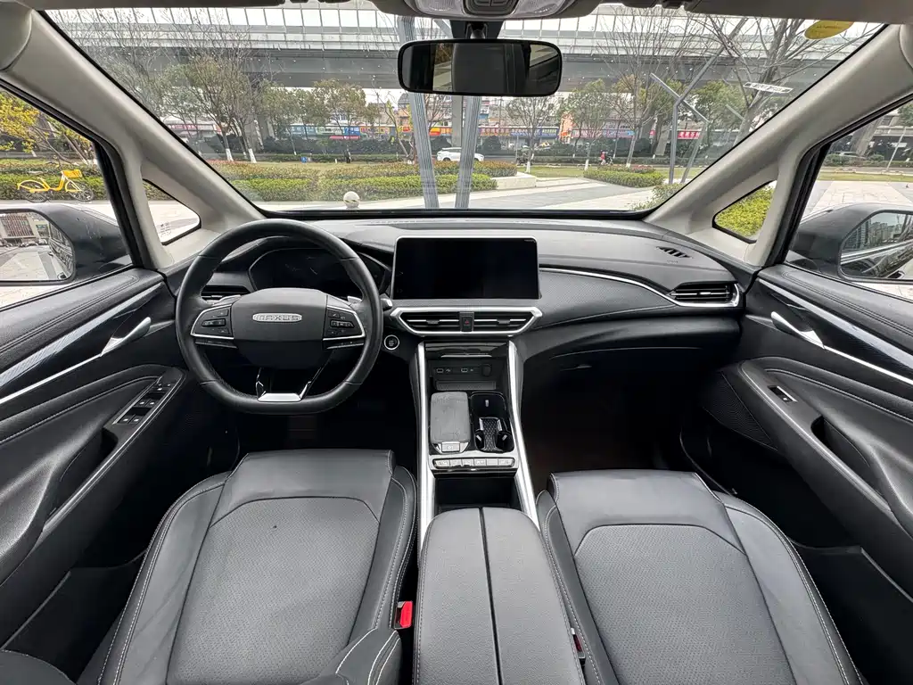 SAIC MAXUS CHASE G50