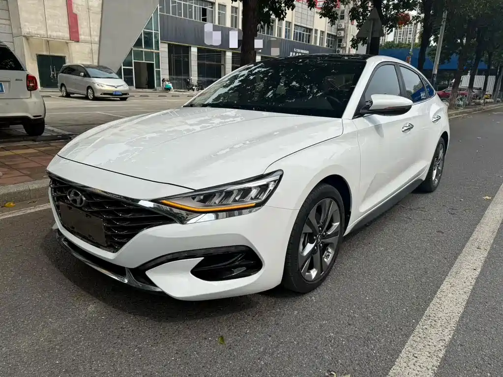 Hyundai Fista