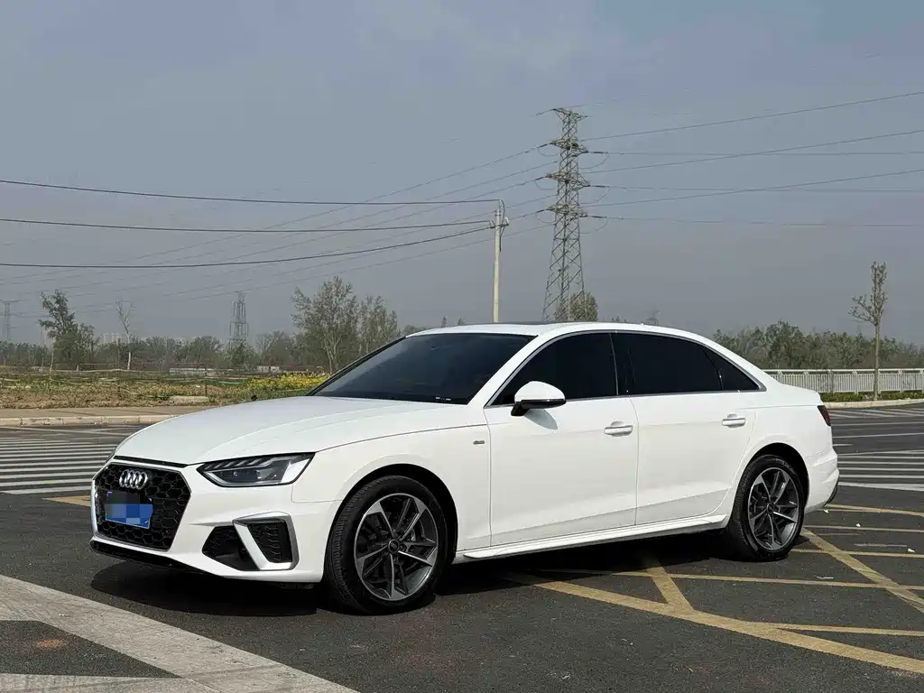 Audi A4L 2023 40 TFSI Fashion