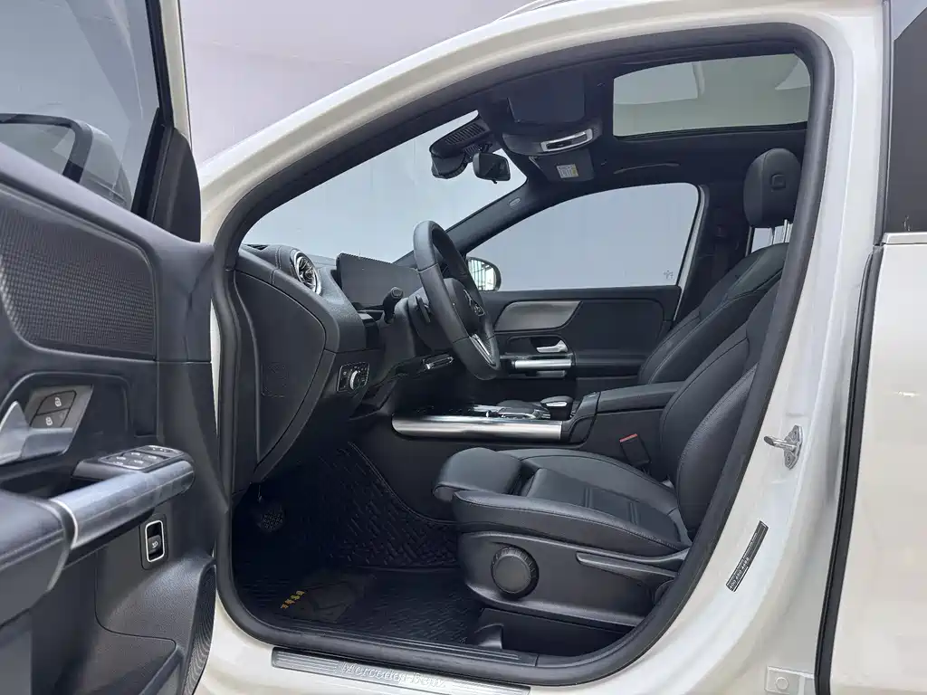 Mercedes-Benz GLA 2022 GLA 200