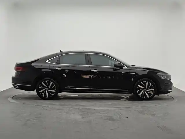 Volkswagen Passat — миниатюра 4