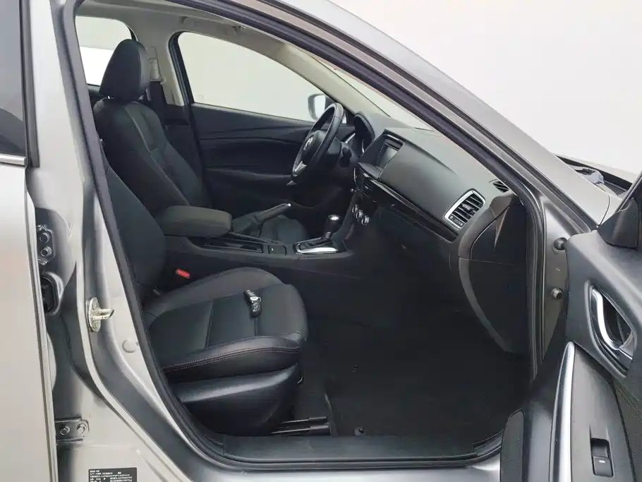 Mazda Atenza — миниатюра 8