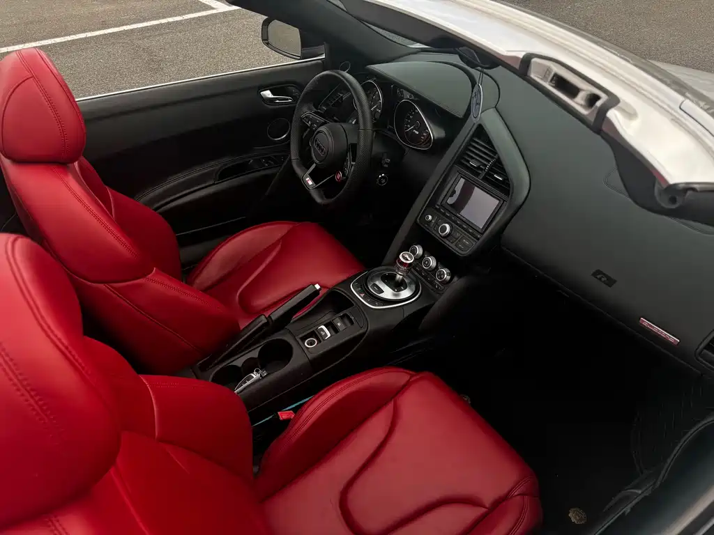 Audi R8 — миниатюра 30