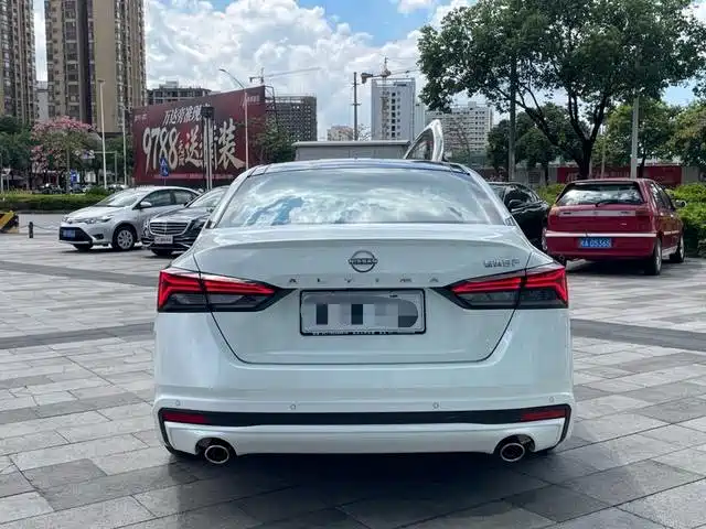 Nissan Teana — миниатюра 8