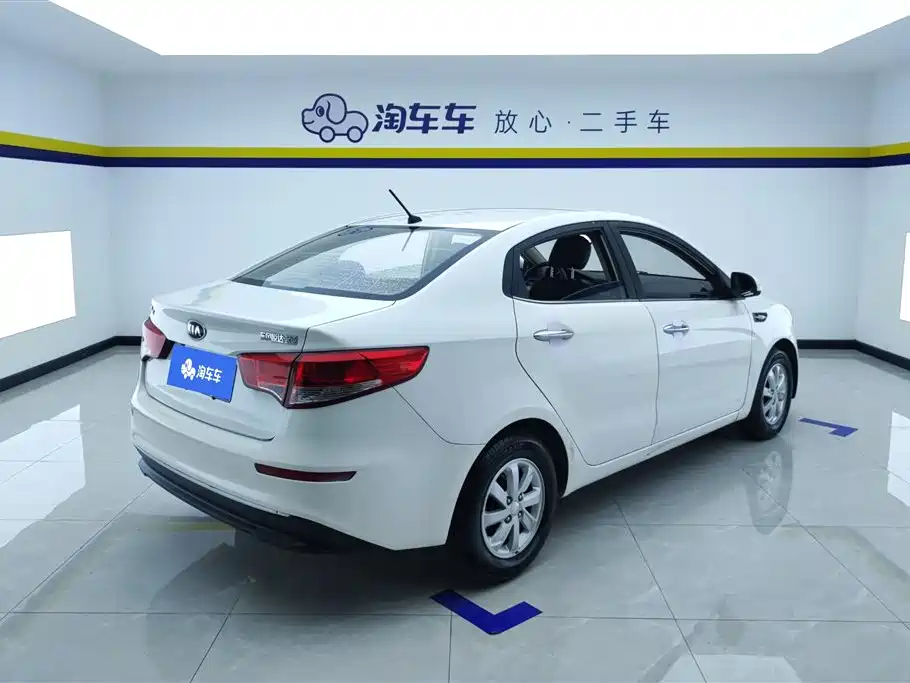 Kia K2 2015 1.4L AT GLS