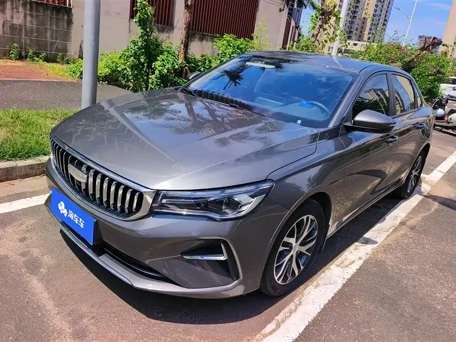 Geely Emgrand 2025