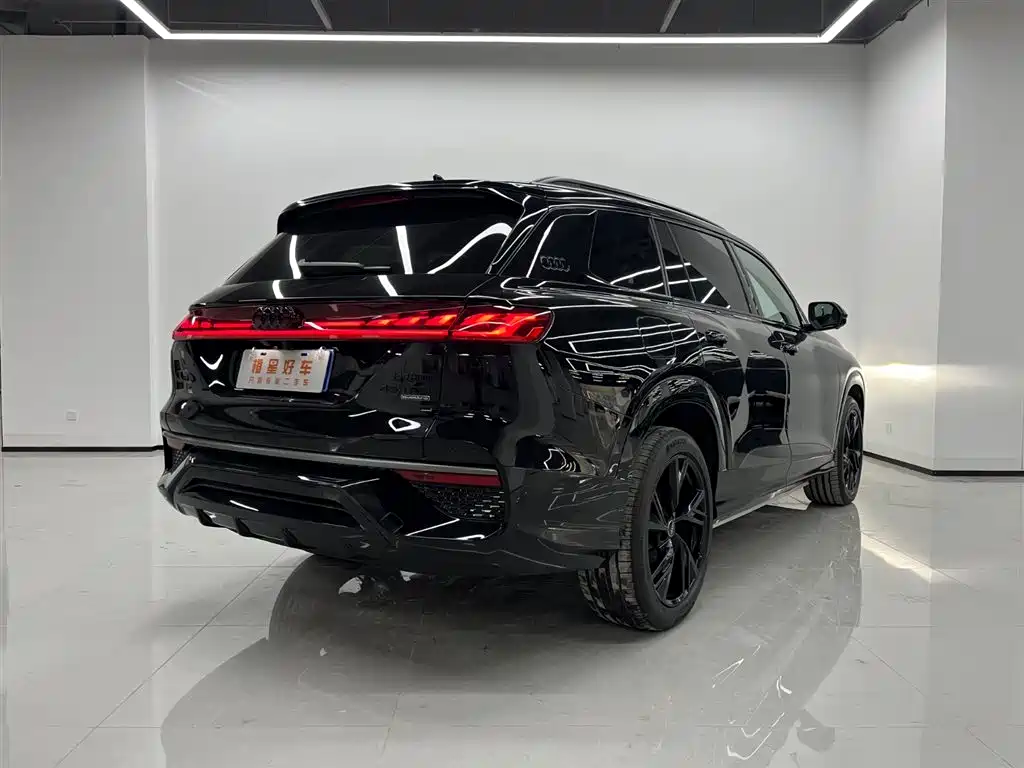 Audi Q6 2024 45 TFSI quattro 6 мест