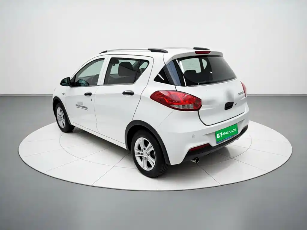 Baojun 310 — миниатюра 4
