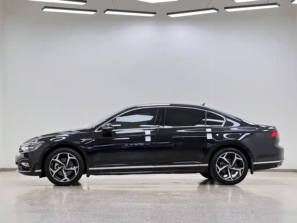 Volkswagen Magotan — миниатюра 6