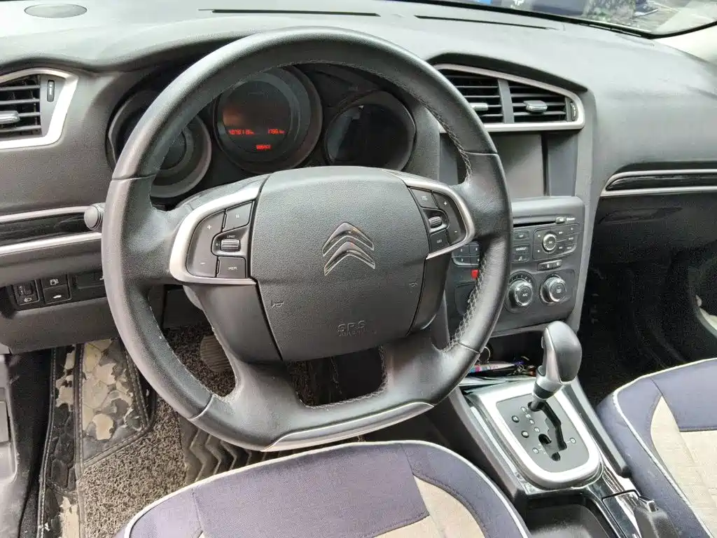 Citroen C4L — миниатюра 11