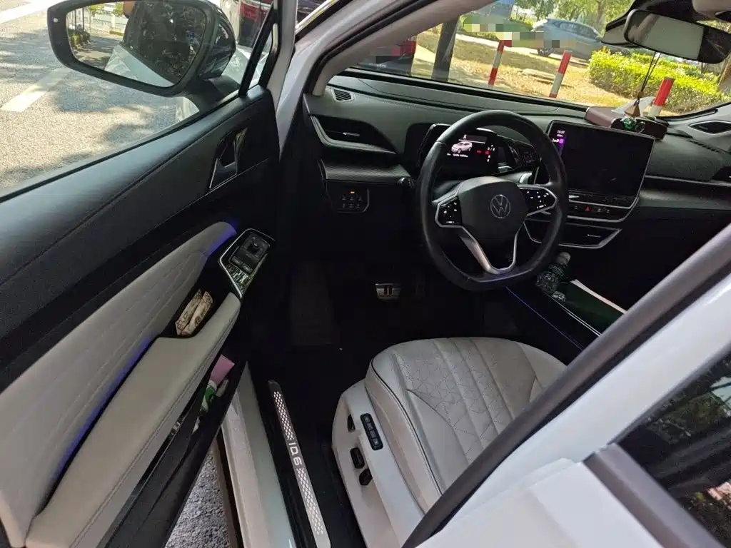 Volkswagen ID.6 X — миниатюра 14