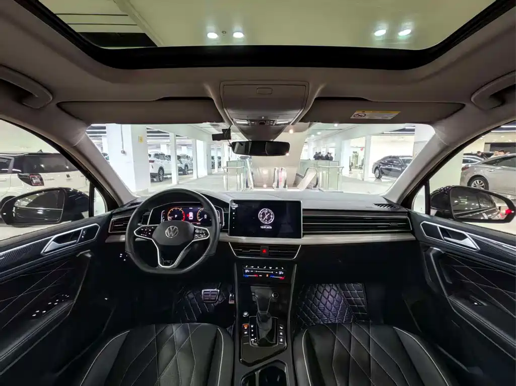 Volkswagen Tiguan L — миниатюра 8