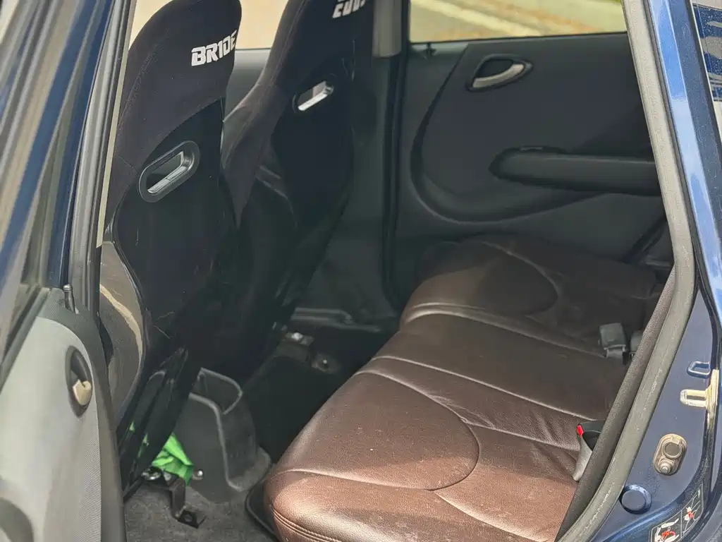 Honda Fit — миниатюра 9