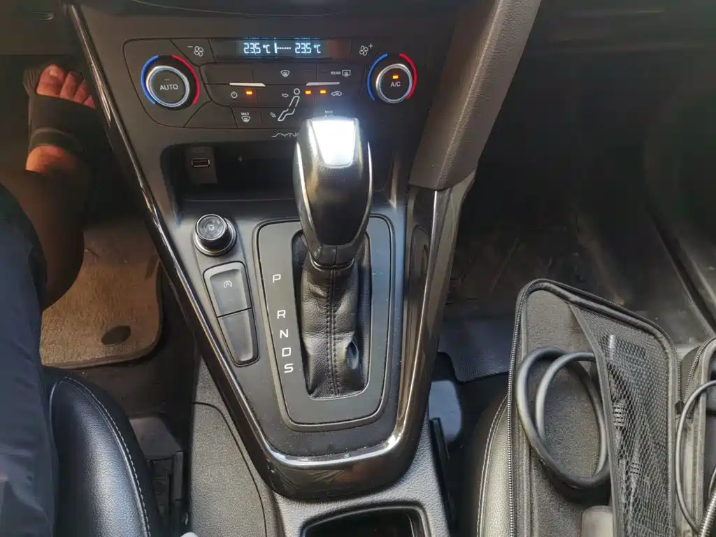 Ford Focus — миниатюра 15