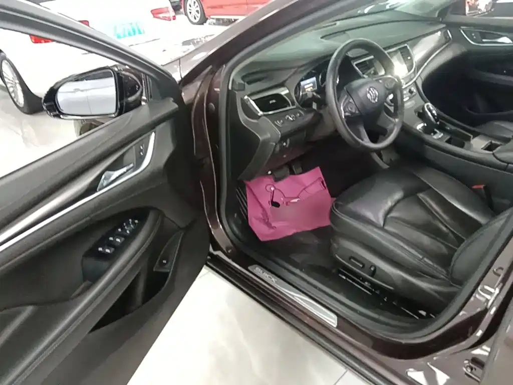 Buick LaCrosse — миниатюра 16