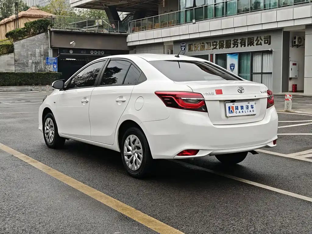 TOYOTA VIOS