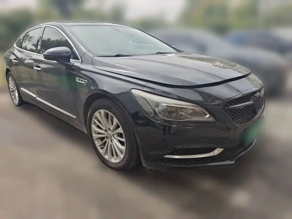 Buick LaCrosse — миниатюра 3