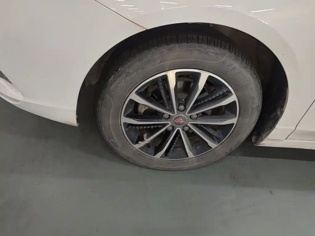 Roewe i5 — миниатюра 23