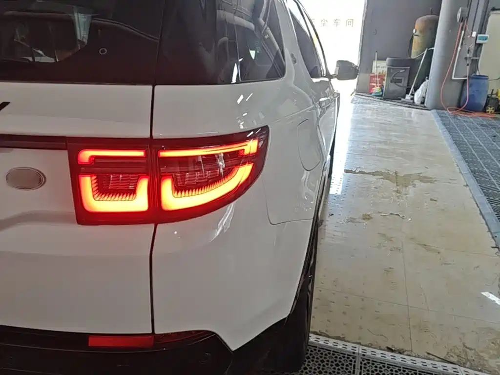 Land Rover Discovery Sport — миниатюра 8