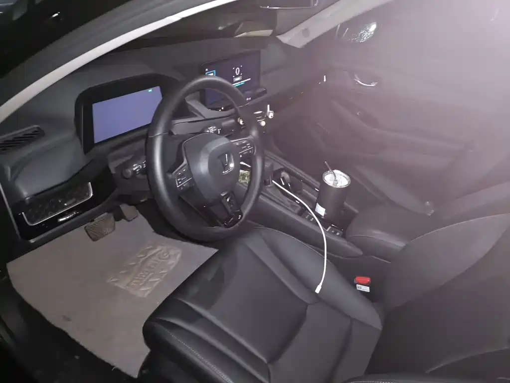 Honda Inspire — миниатюра 6