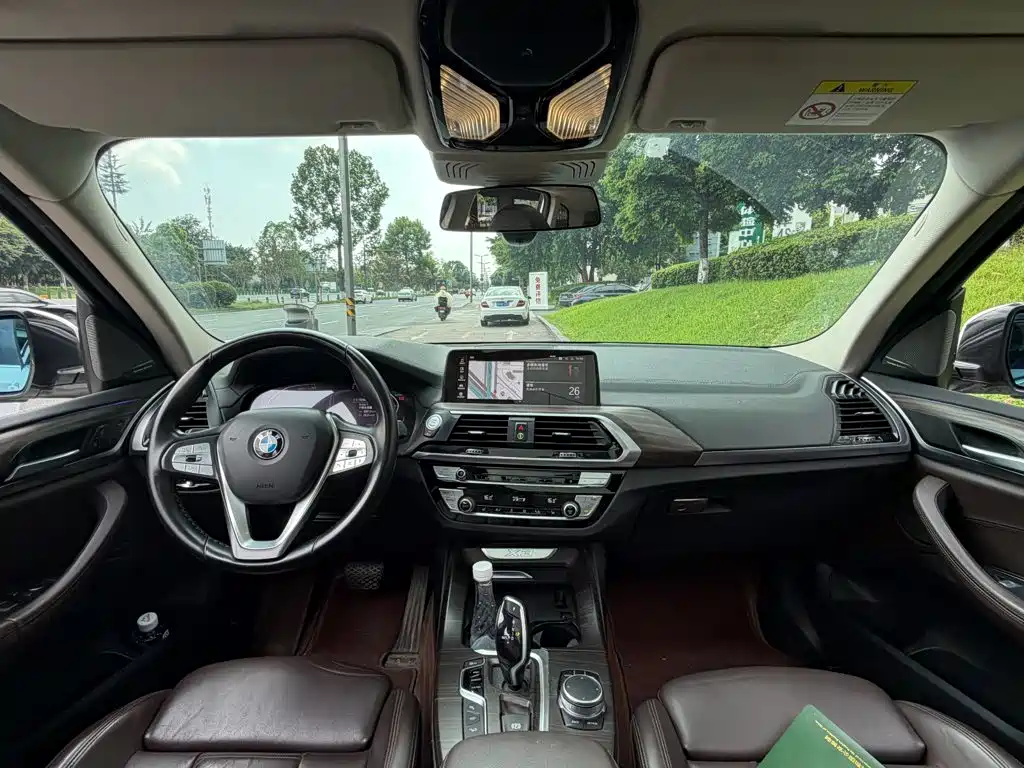 BMW X3 — миниатюра 13