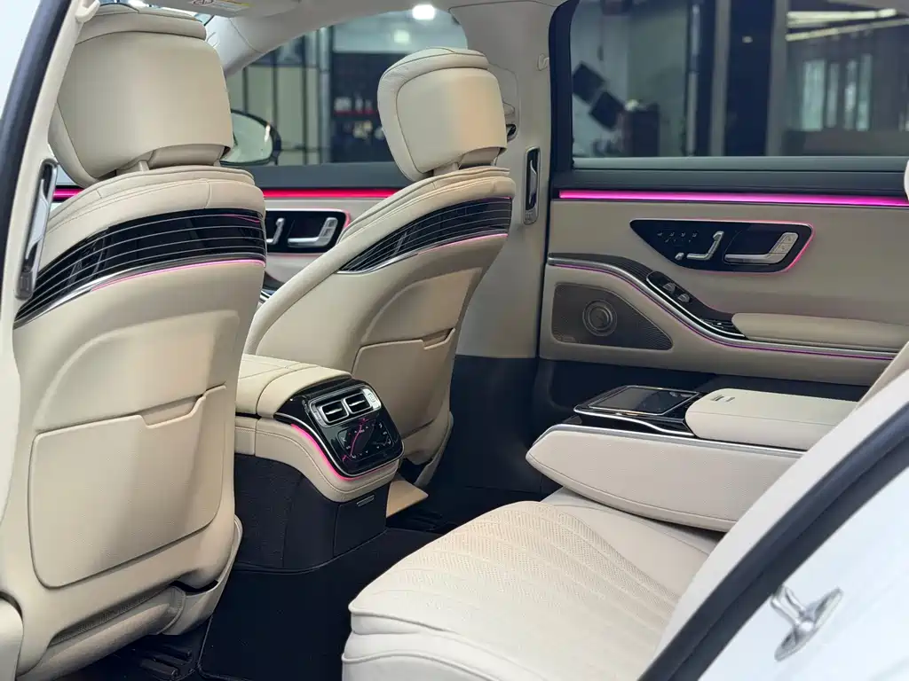 Mercedes-Benz S-Class — миниатюра 8