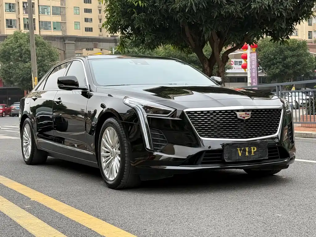CADILLAC CT6