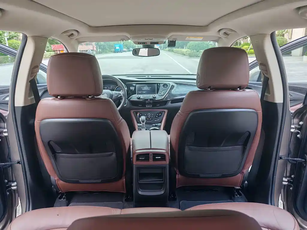 Buick Envision Plus — миниатюра 12