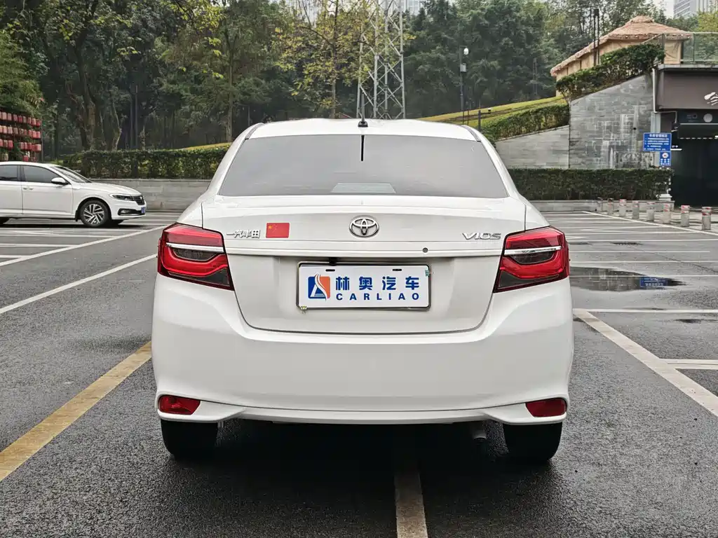 TOYOTA VIOS