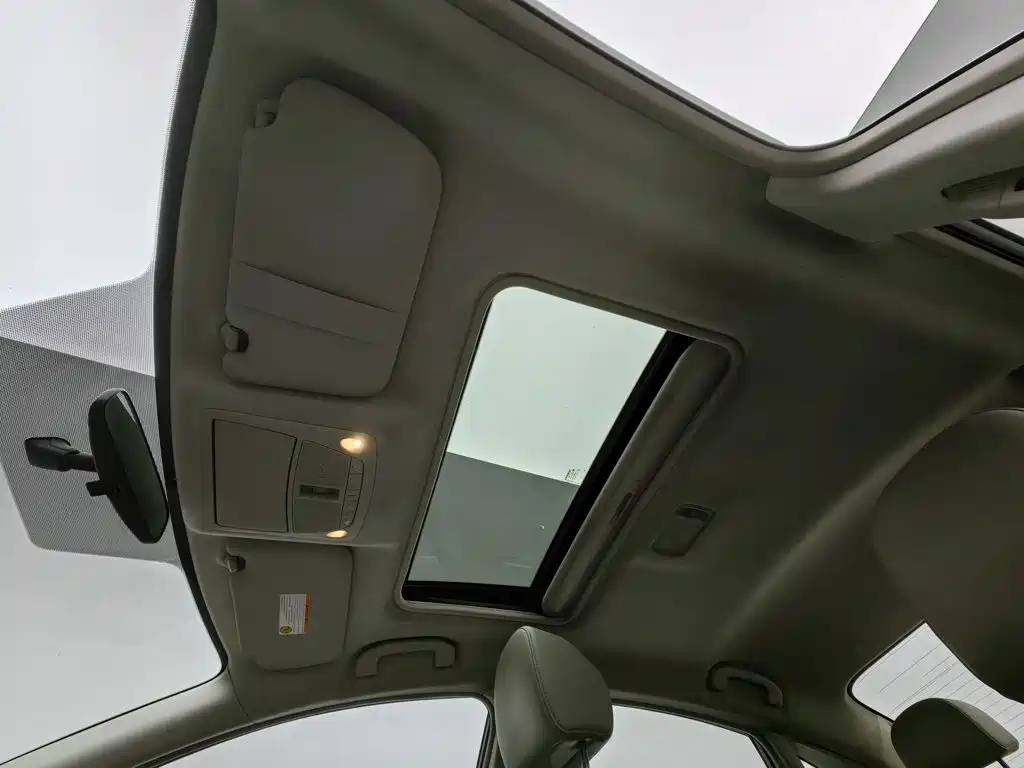 Nissan Sylphy — миниатюра 14