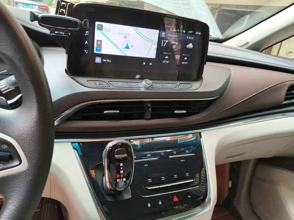 Buick GL8 — миниатюра 14