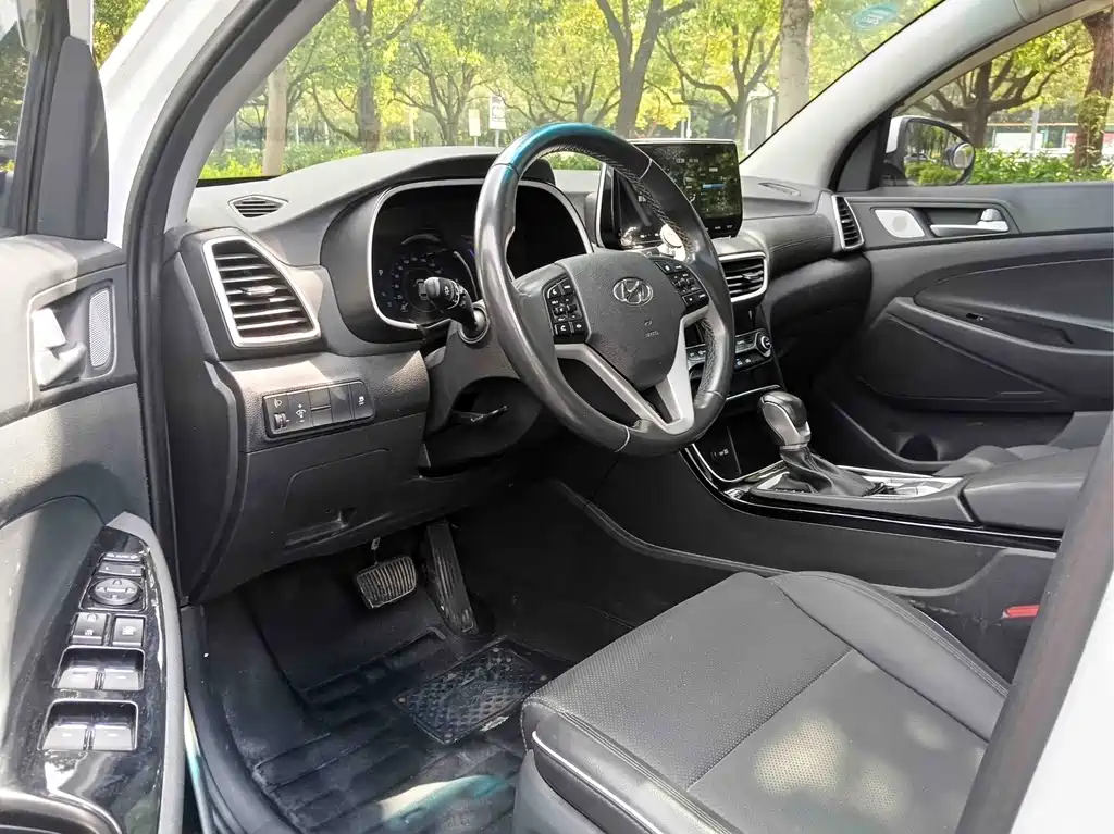 Hyundai Tucson — миниатюра 13